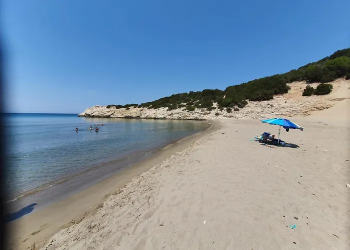 Petros Rooms To Let Kalogria Beach